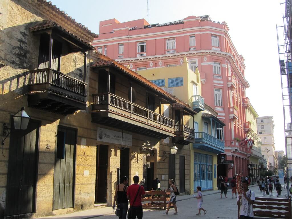 Calle Obispo. Habana Vieja. La habana. Cuba.