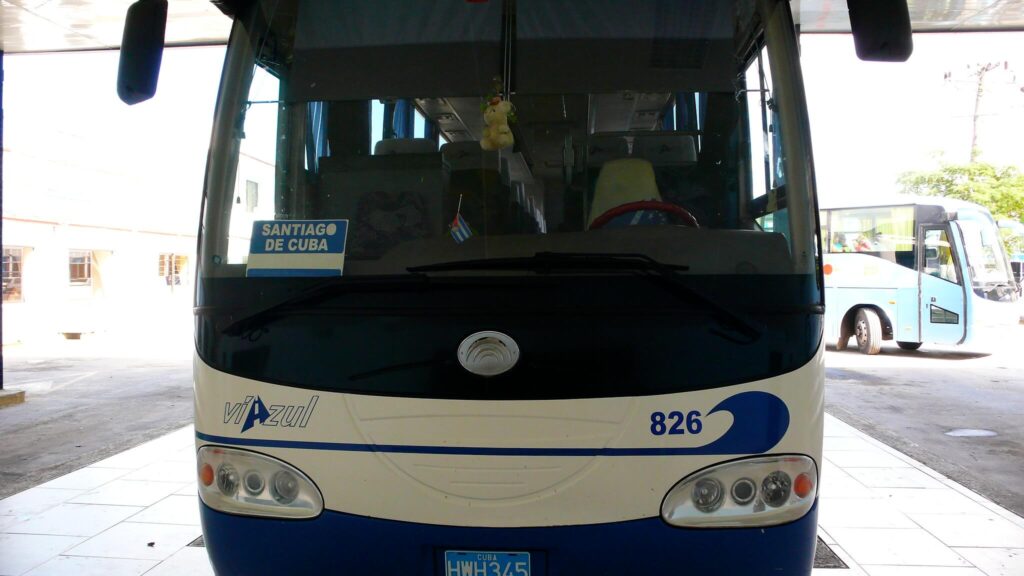  Bus Viazul. Transporte en Cuba.